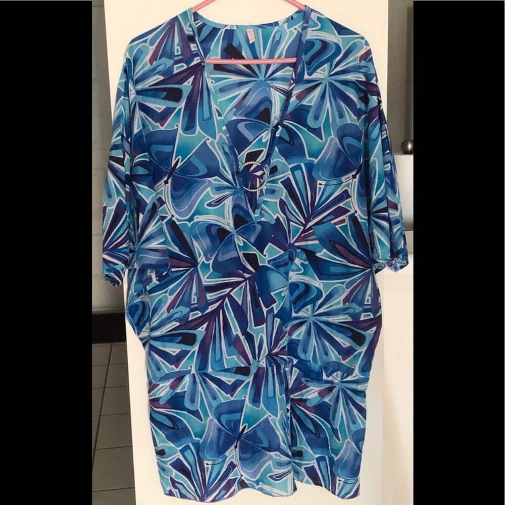 CURVALLURE PRINT SWIMSUIT COVER UP LIKE NEW S/M